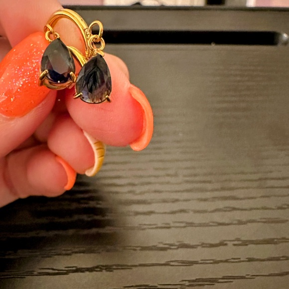 Beautiful Earth delicate gold Huggies with a sapphire blue teardrop gemstone New - Picture 3 of 4